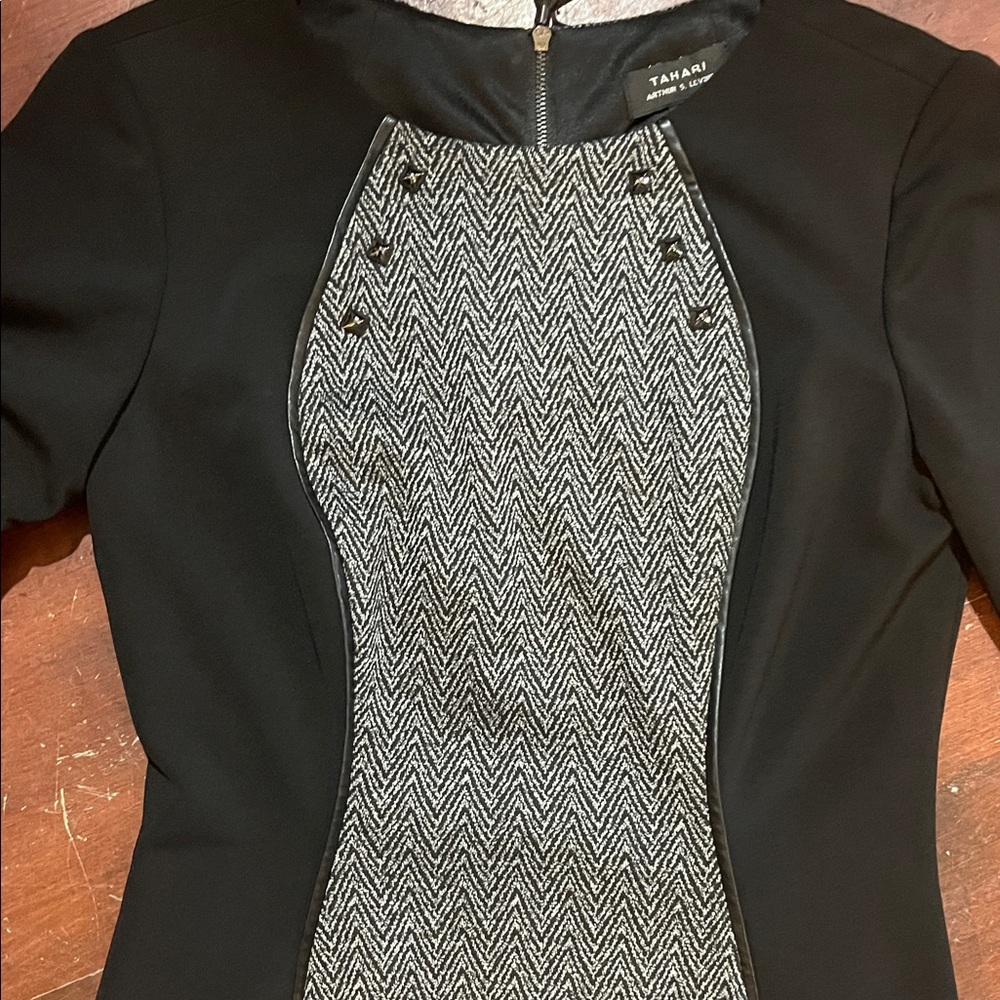 🌻3/$15🌻 Tahari Chic 3/4 Sleeve Black and Gray Dress - Picture 3 of 16